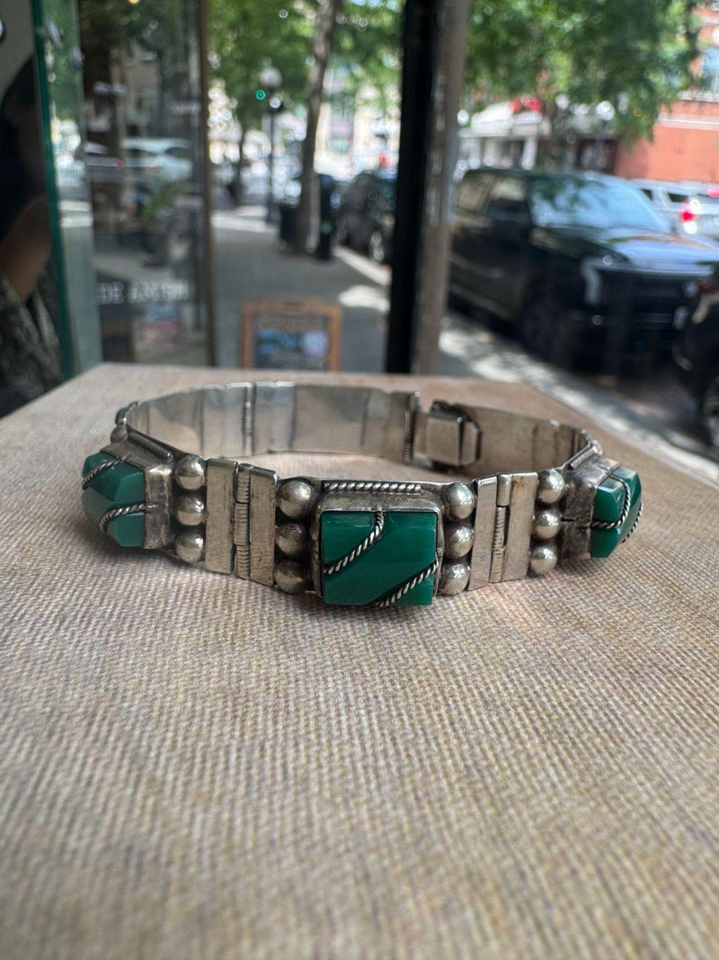 Sterling Silver Green Onyx Bracelet – Vintage Gemstone Bracelet – Elegant Statement Jewelry – 7 1/4"