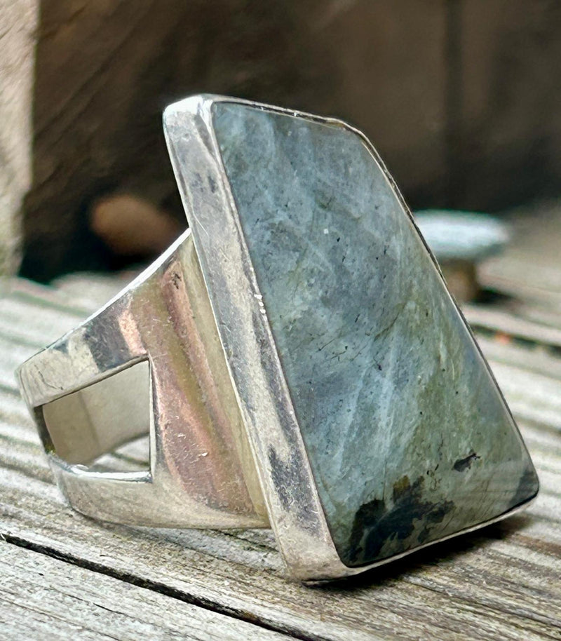 Sterling Silver Labradorite Ring- size 7 1/2