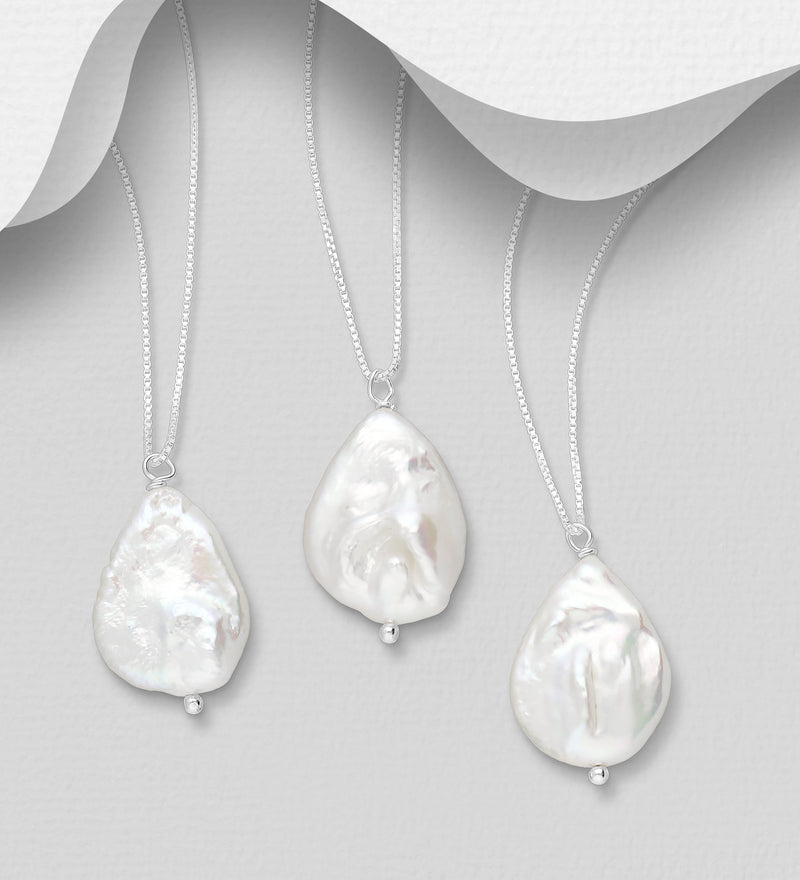 Sterling Silver Necklace with Freshwater Pearl Pendant (18")