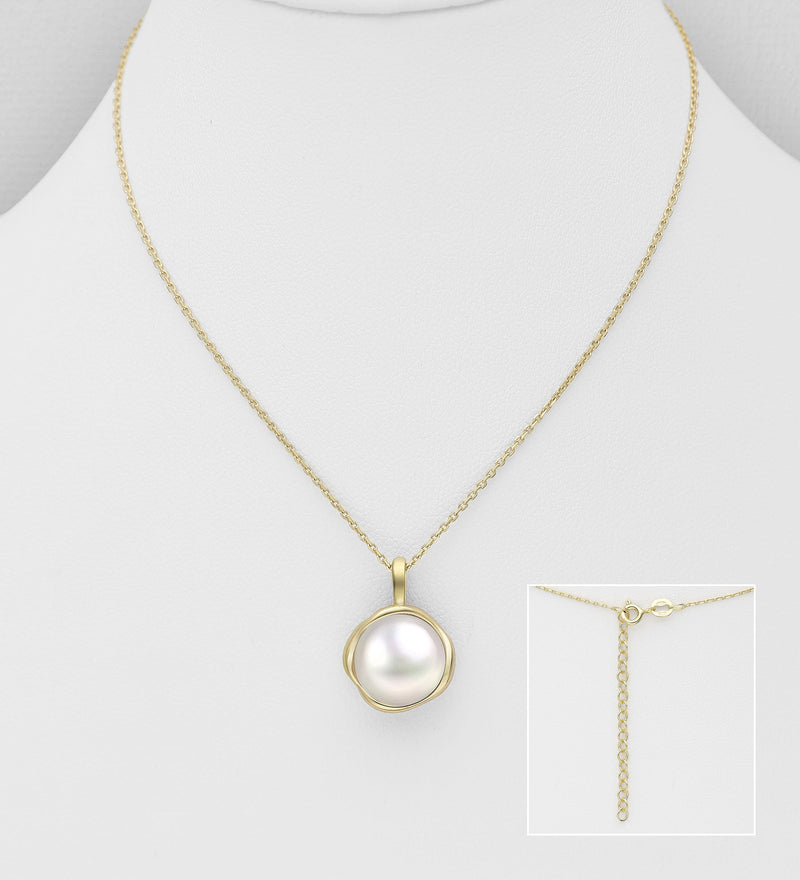 Sterling Silver Necklace, Decorated with Freshwater Pearl, Plated with 1 Micron 14K Yellow Gold