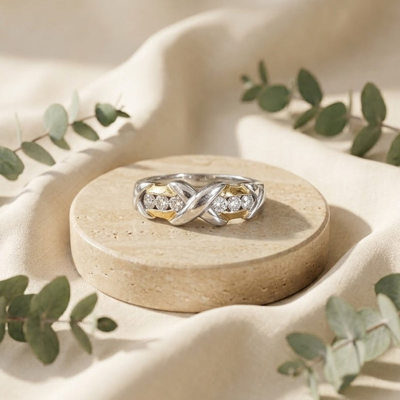 14K Gold X Diamond Band Ring