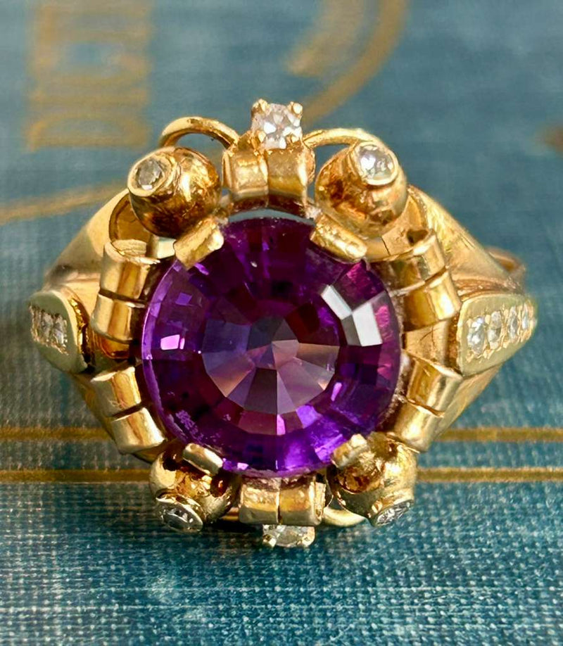 18k yellow gold Amethyst and diamond, ring size 7 1/2