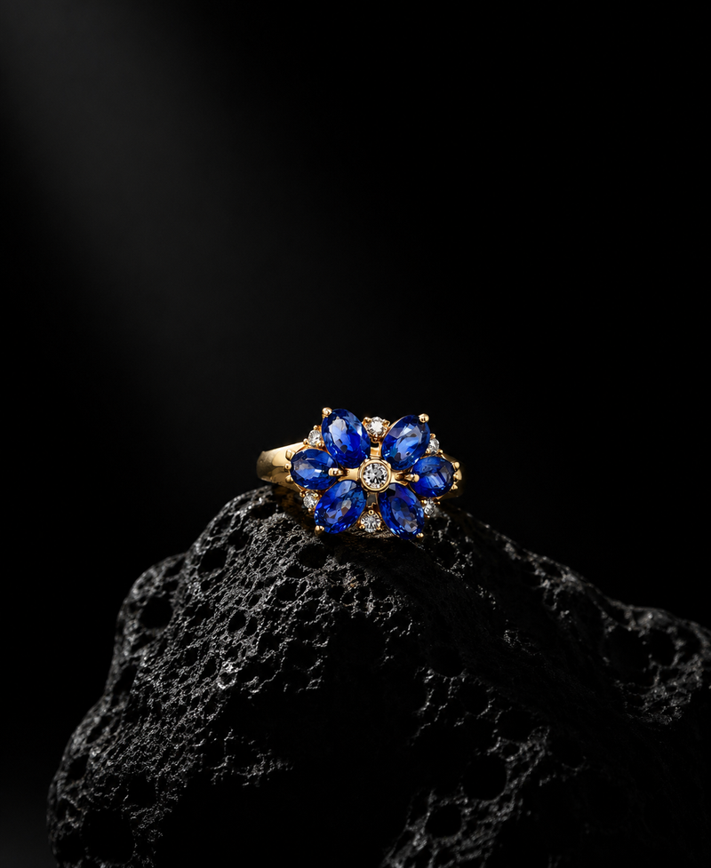 Sapphire Bloom Ring – 18K Gold