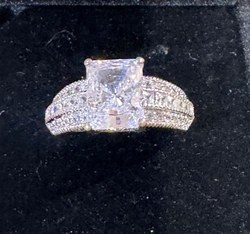 SS CZ "Scissor Cut" Ring