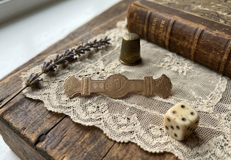 Victorian Gold Filled Etched Bar Pin Brooch
