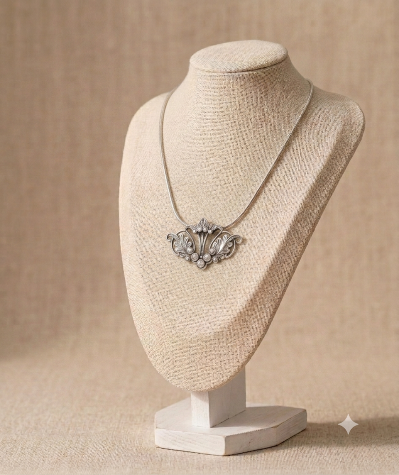 13" Antique Sterling Silver Floral Necklace