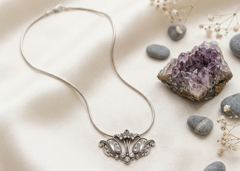 13" Antique Sterling Silver Floral Necklace